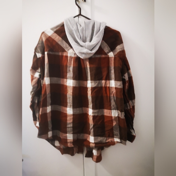 Maurice's plaid hooded shirt size 1X - Picture 3 of 3